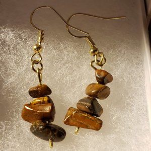 Short Brown hooked earring